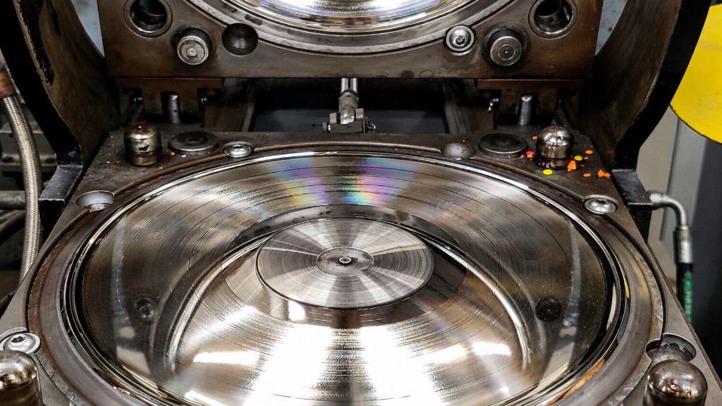 Vinyl record pressing machine